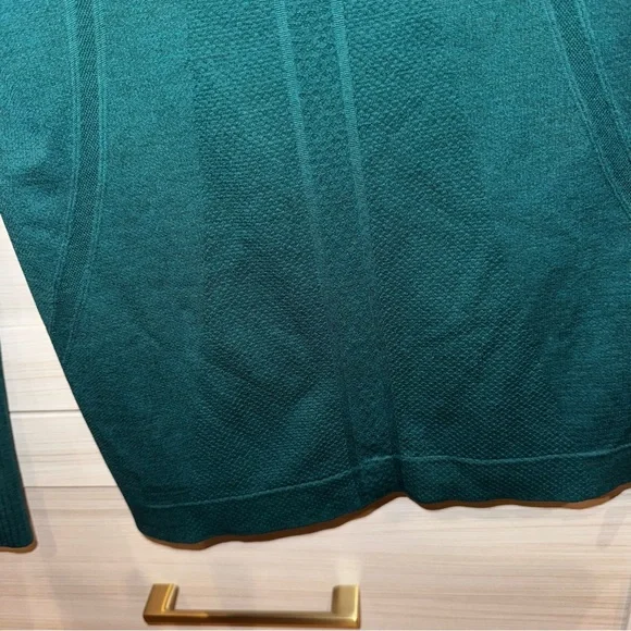 Lululemon Run: Swiftly Tech Long Sleeve
Emerald Green 6 - Picture 8 of 11